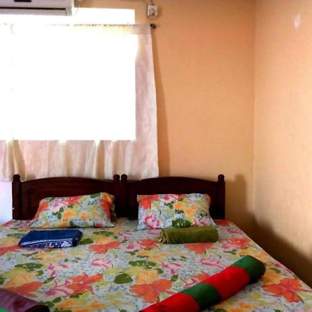 Randi Homestay In Negombo Bagian luar foto