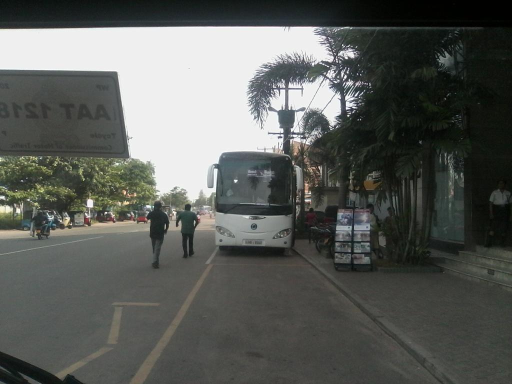 Randi Homestay In Negombo Bagian luar foto