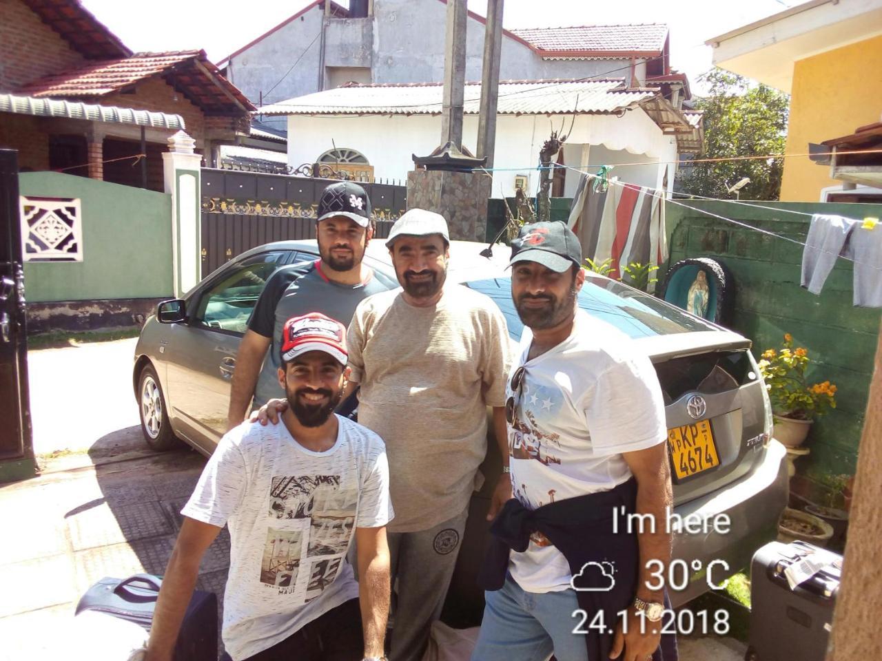 Randi Homestay In Negombo Bagian luar foto